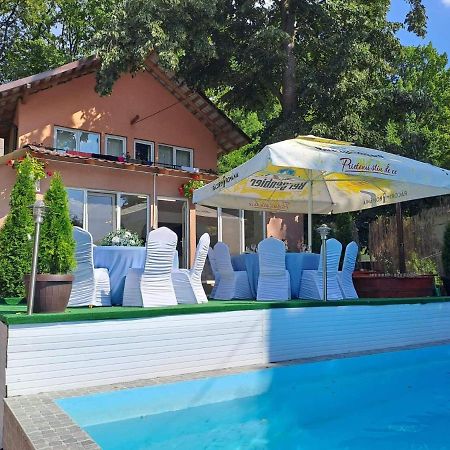 Casa De Vacanta Emd Ieşelniţa Εξωτερικό φωτογραφία