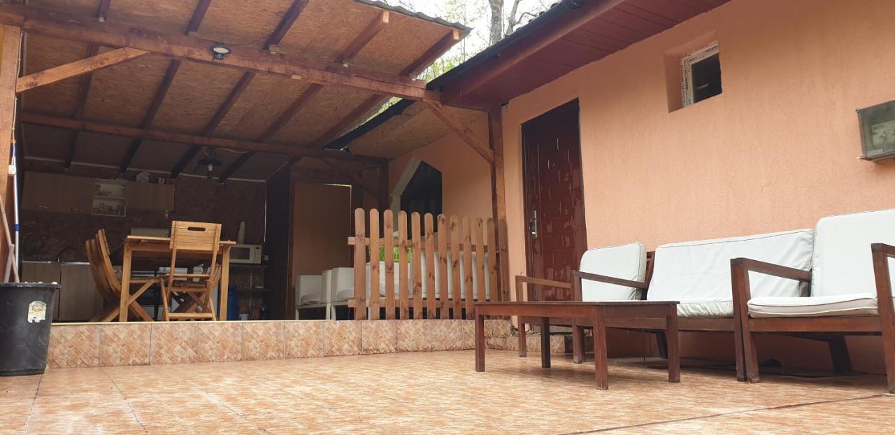Casa De Vacanta Emd Ieşelniţa Εξωτερικό φωτογραφία