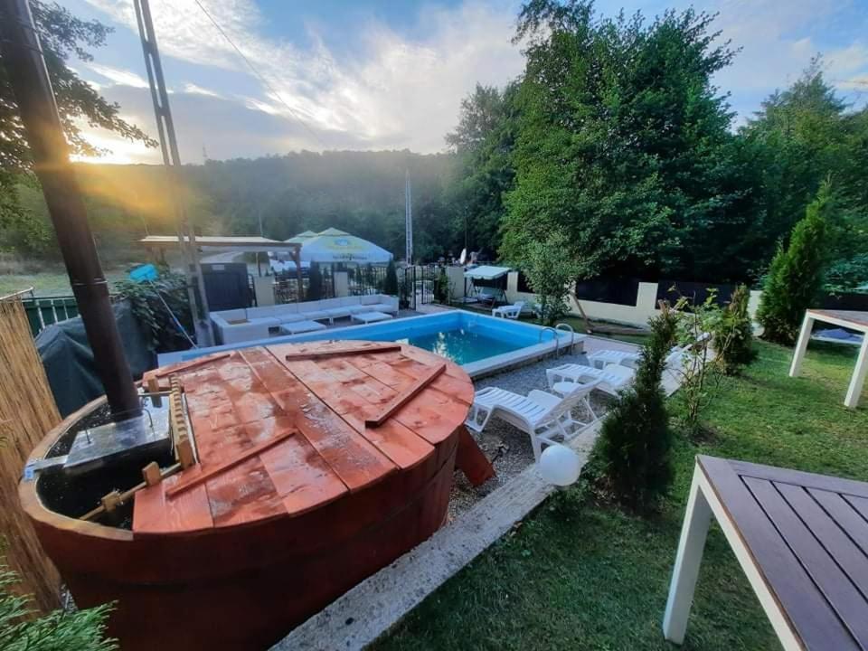 Casa De Vacanta Emd Ieşelniţa Εξωτερικό φωτογραφία