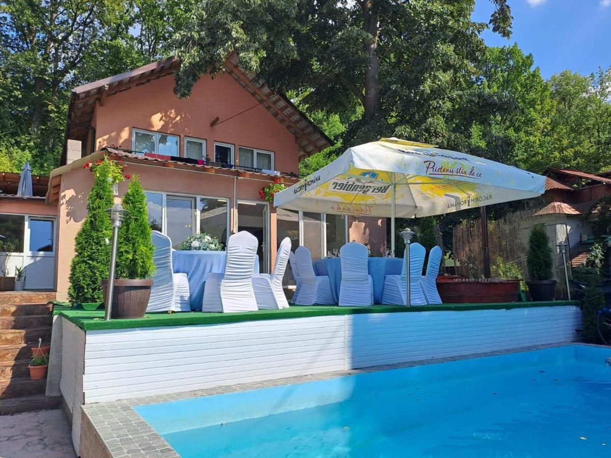 Casa De Vacanta Emd Ieşelniţa Εξωτερικό φωτογραφία
